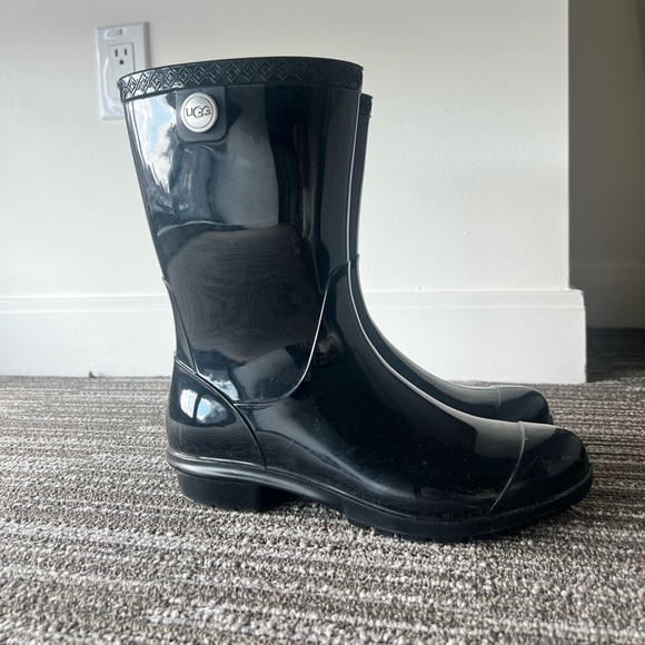 UGG WOMEN'S SIENNA RAIN BOOT - BLACK - Picture 3 of 6